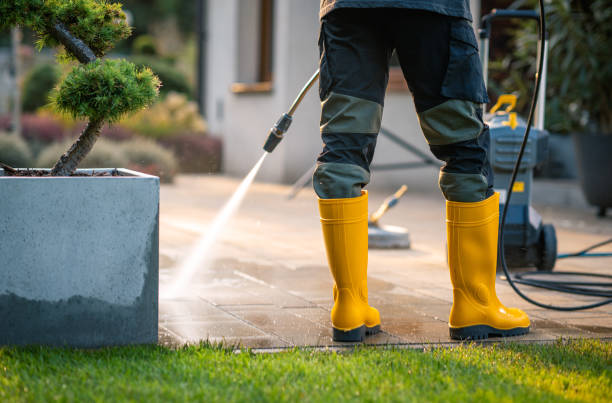 Best Commercial Pressure Washing  in Lake San Marcos, CA